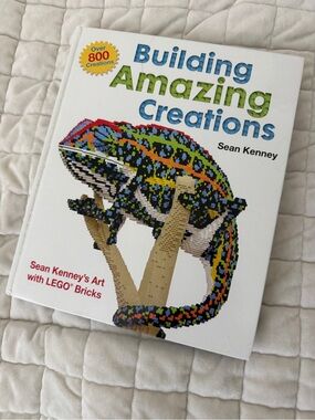 Hardcover Building Amazing Creations by Sean Kenney - LEGO Art Book